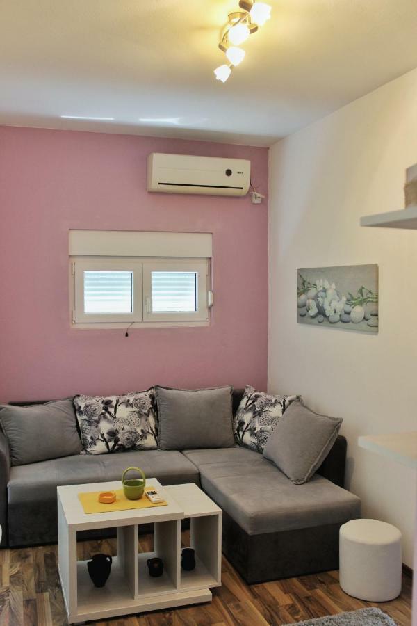 Apartments Jovana كوتور المظهر الخارجي الصورة
